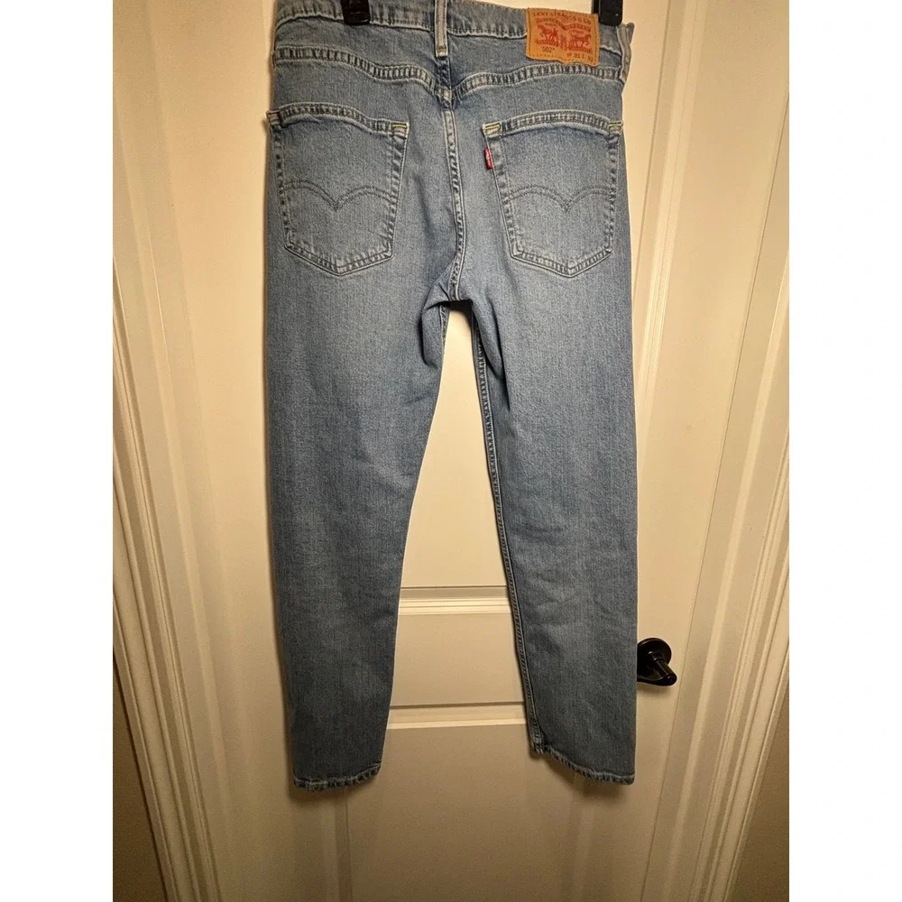 Levi's 502 Taper Jeans Blue Denim Wash Leg Stretch Size Men's 31x32. School Fall